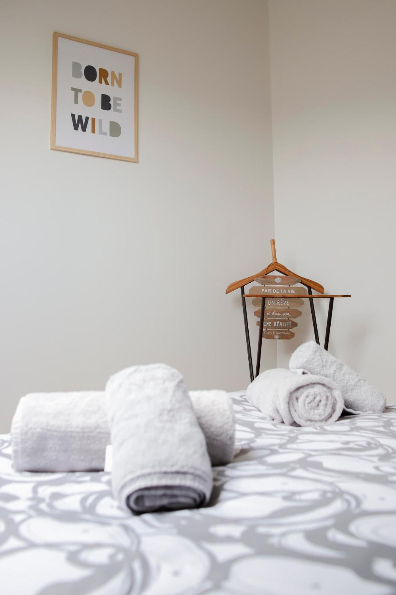 Appartement Entier *Au Pied De La Gare* Жювизи-сюр-Орж Экстерьер фото